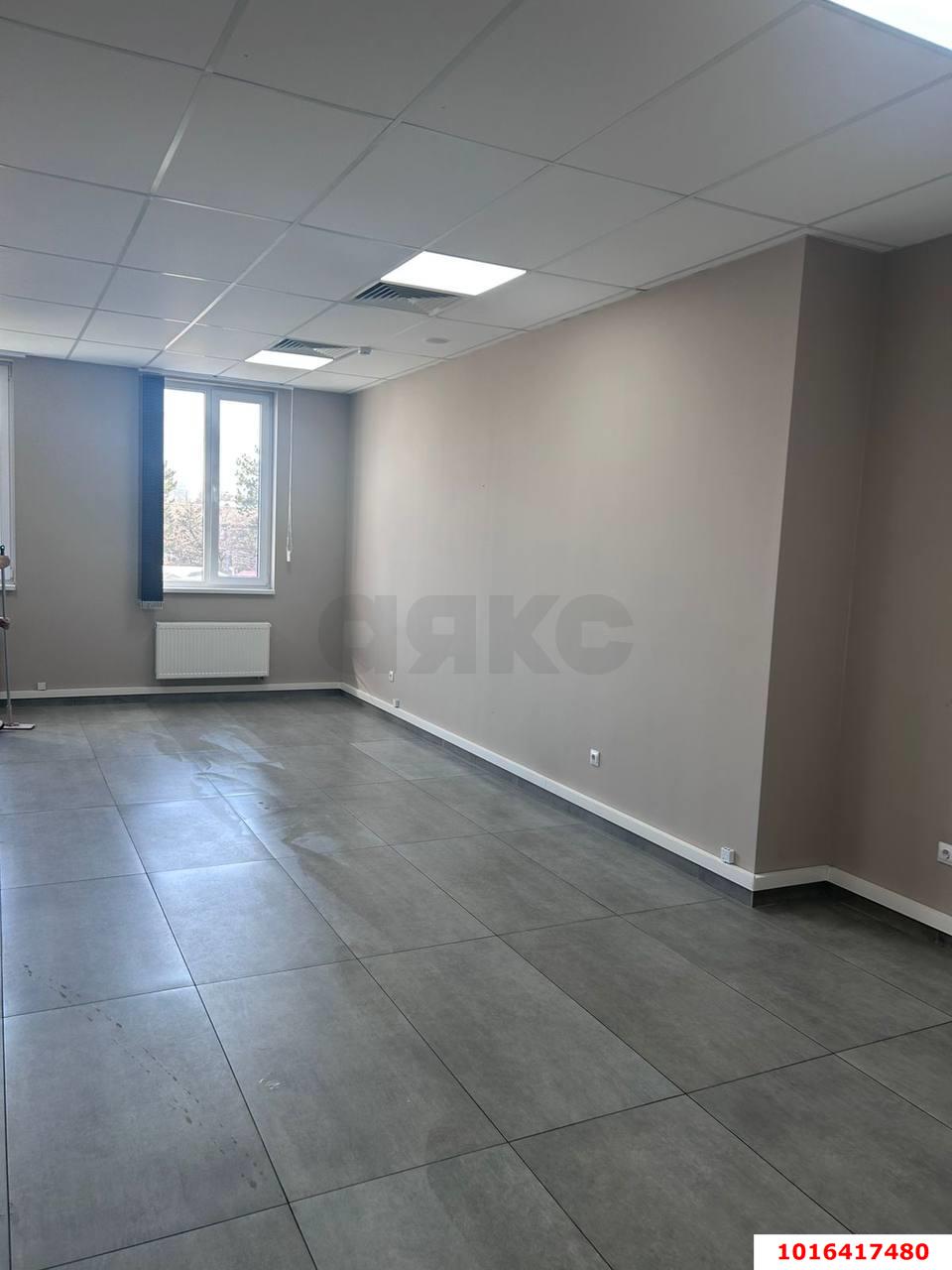 Фото №5: Офисное помещение 140&nbsp;м², 4/8&nbsp;эт. - Краснодар, Западный внутригородской округ, мкр. Центральный, ул. Мира, 1