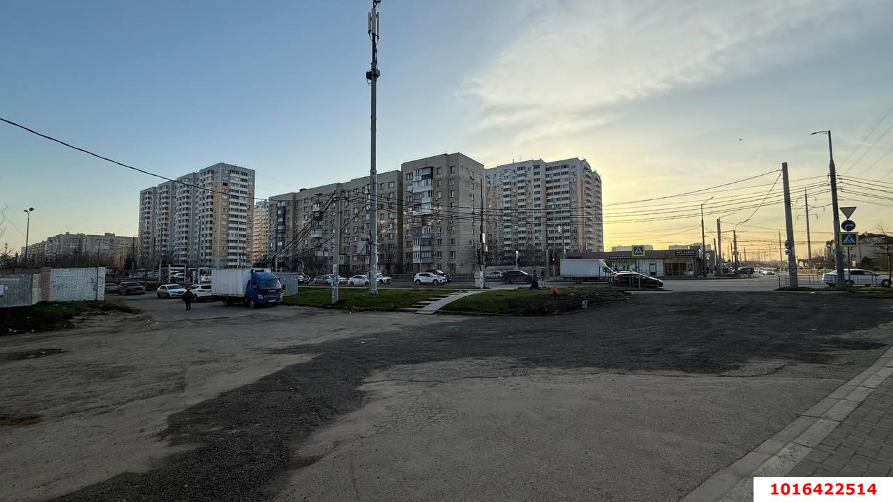 Фото №7: Торговое помещение 60&nbsp;м², 1/1&nbsp;эт. - Краснодар, Прикубанский внутригородской округ, мкр. Краевая Клиническая Больница, ул. Домбайская, 4/1