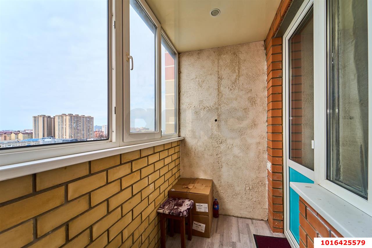 Фото №12: 2-комнатная квартира 68&nbsp;м², 11/16&nbsp;эт. - Краснодар, Прикубанский внутригородской округ, Калинино, мкр. Завод Радиоизмерительных Приборов, пер. Гаражный, 9