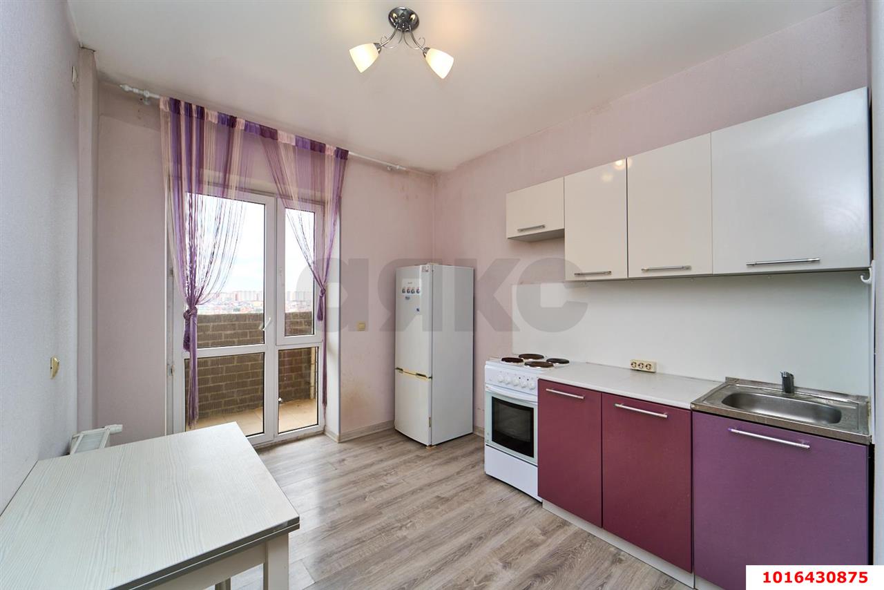 Фото №3: 1-комнатная квартира 33&nbsp;м², 12/16&nbsp;эт. - Краснодар, Прикубанский внутригородской округ, Музыкальный, мкр. ЖК Притяжение, ул. Московская, 118к1