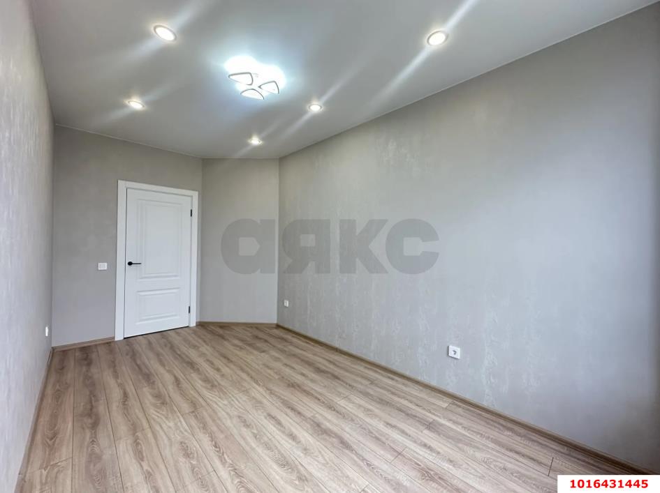Фото №1: 1-комнатная квартира 28&nbsp;м², 9/10&nbsp;эт. - Яблоновский, мкр. жилой комплекс Портрет, ул. Луговая, 7А