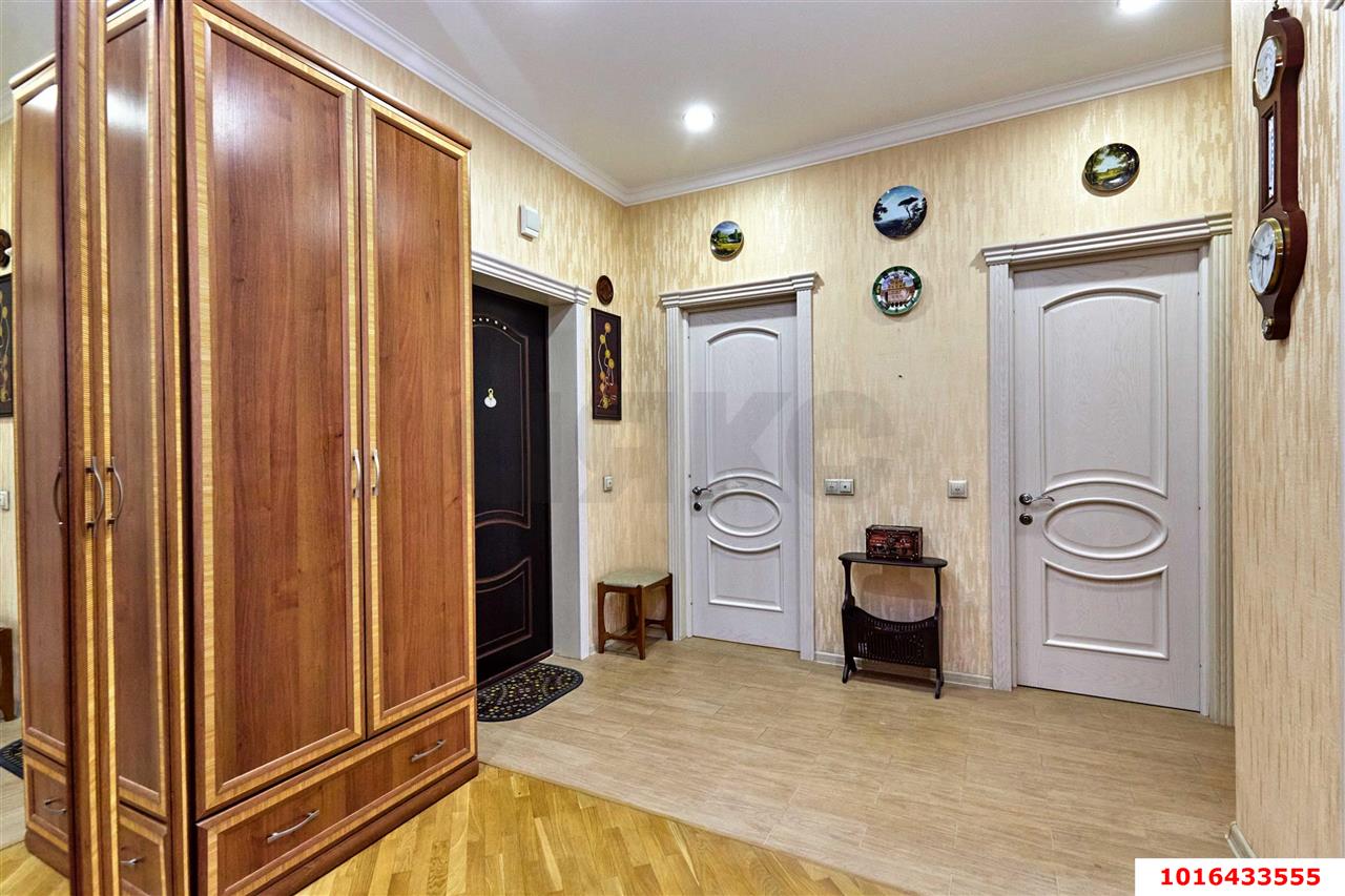 Фото №3: 2-комнатная квартира 98&nbsp;м², 11/16&nbsp;эт. - Краснодар, Центральный внутригородской округ, мкр. Центральный, ул. Красноармейская, 100