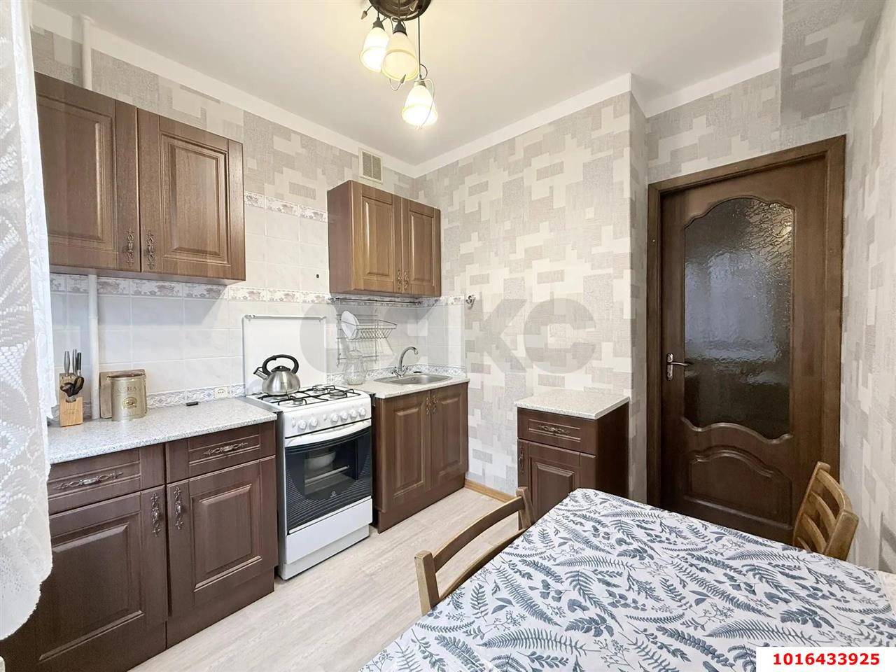 Фото №2: 3-комнатная квартира 60&nbsp;м², 2/5&nbsp;эт. - Краснодар, Западный внутригородской округ, мкр. Фестивальный, ул. Котовского, 94
