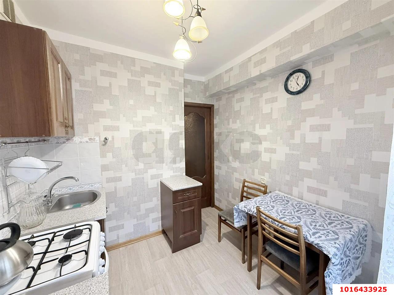 Фото №3: 3-комнатная квартира 60&nbsp;м², 2/5&nbsp;эт. - Краснодар, Западный внутригородской округ, мкр. Фестивальный, ул. Котовского, 94