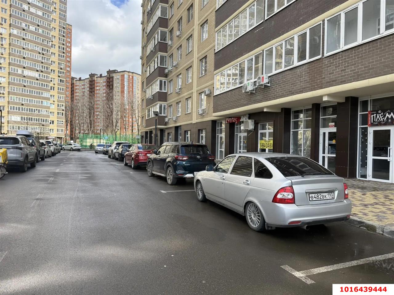Фото №5: Торговое помещение 61&nbsp;м², 1/16&nbsp;эт. - Краснодар, Прикубанский внутригородской округ, мкр. жилой комплекс Свобода, ул. Домбайская, 55