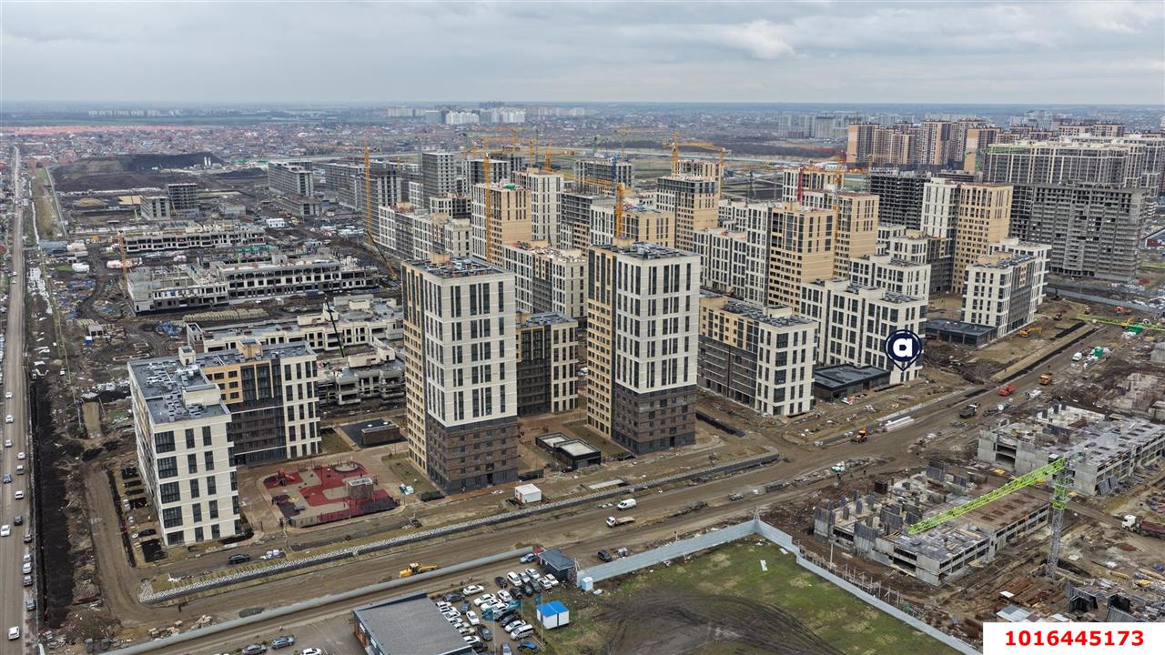 Фото №2: Торговое помещение 106&nbsp;м², 1/9&nbsp;эт. - Краснодар, Прикубанский внутригородской округ, мкр. жилой комплекс Народные Кварталы, ул. имени Владимира Рунова, 2к1