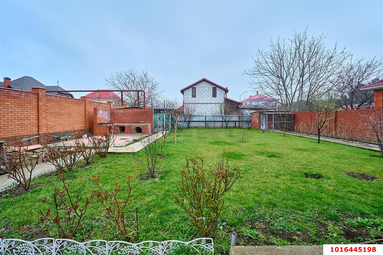 Фото №8: Дом 571&nbsp;м² + 10&nbsp;сот., 3&nbsp;эт. - Ленина, мкр. Карасунский внутригородской округ, ул. 1-я Сторожевая, 52
