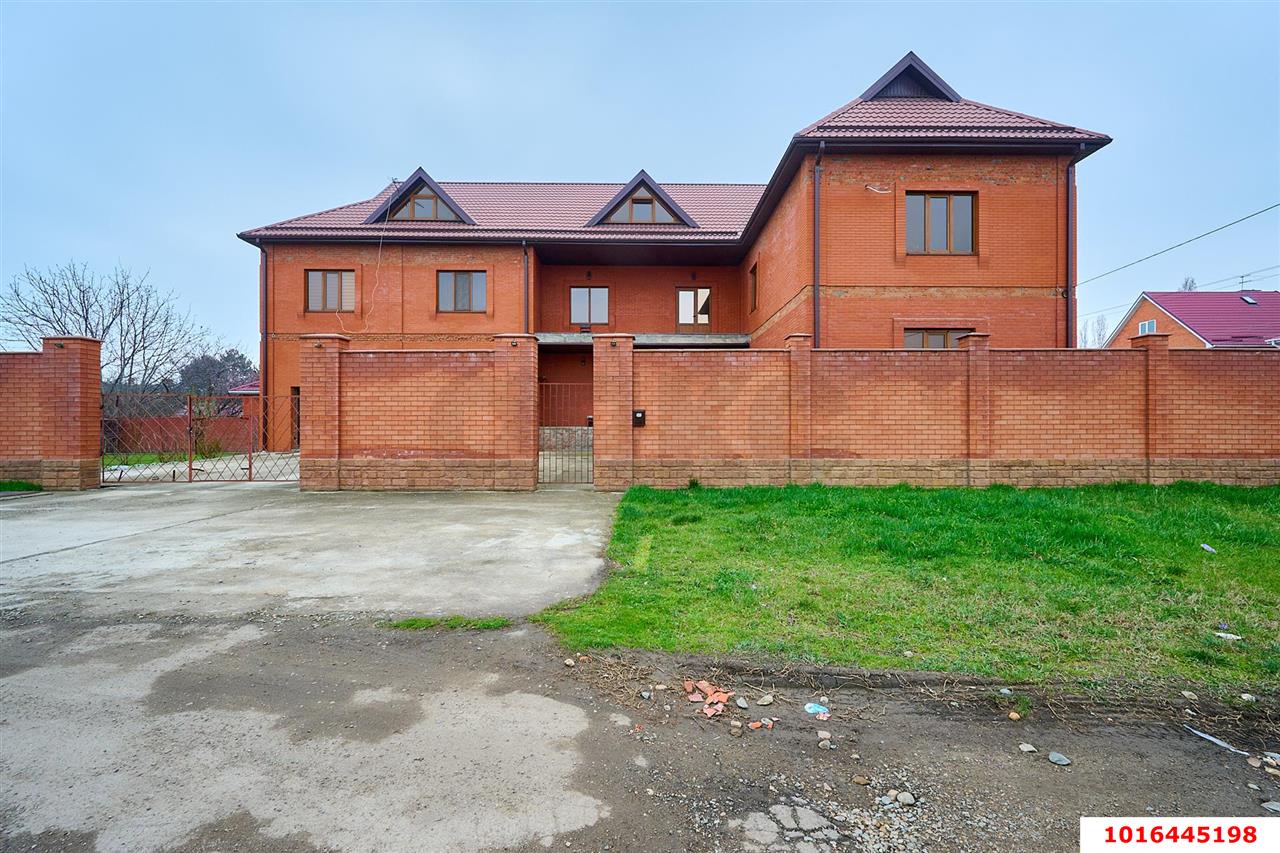 Фото №5: Дом 571&nbsp;м² + 10&nbsp;сот., 3&nbsp;эт. - Ленина, мкр. Карасунский внутригородской округ, ул. 1-я Сторожевая, 52