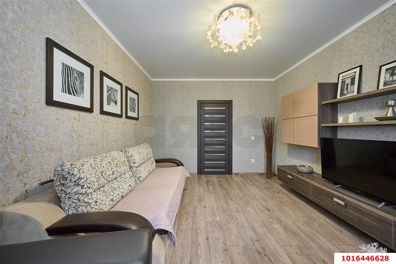 Фото №6: 2-комнатная квартира 71&nbsp;м², 4/19&nbsp;эт. - Краснодар, Карасунский внутригородской округ, мкр. Гидростроителей, ул. Автолюбителей, 52/3
