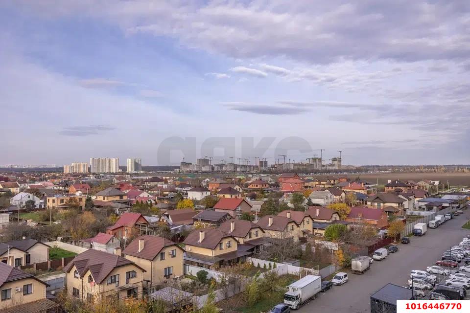 Фото №7: 2-комнатная квартира 56&nbsp;м², 8/9&nbsp;эт. - Знаменский, Карасунский внутригородской округ, мкр. Родные Просторы, ул. Природная, 10Бк1