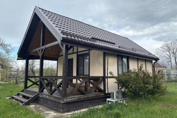 Фото №1: Дом 38 м² + 4.2 сот., 1 эт. - СНТ Кубанская Нива, мкр. Прикубанский внутригородской округ, ул. Алычёвая