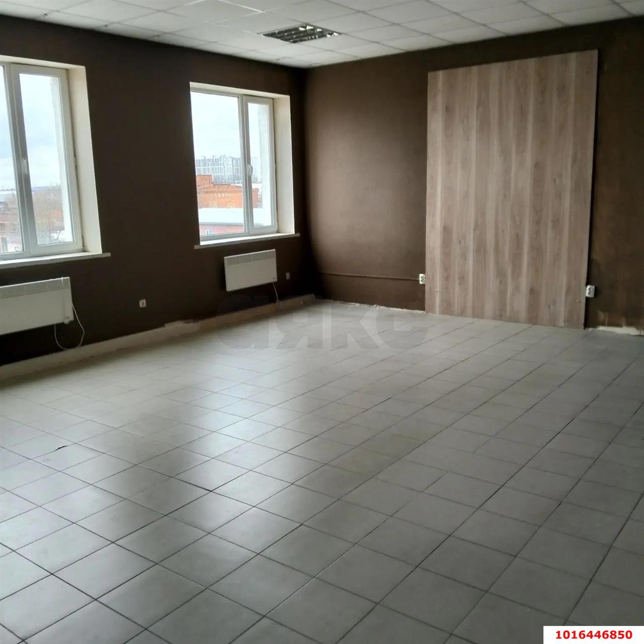 Фото №1: Студия 172&nbsp;м², 4/4&nbsp;эт. - Краснодар, Карасунский внутригородской округ, мкр. Хлопчато-бумажный Комбинат, ул. Сормовская, 7