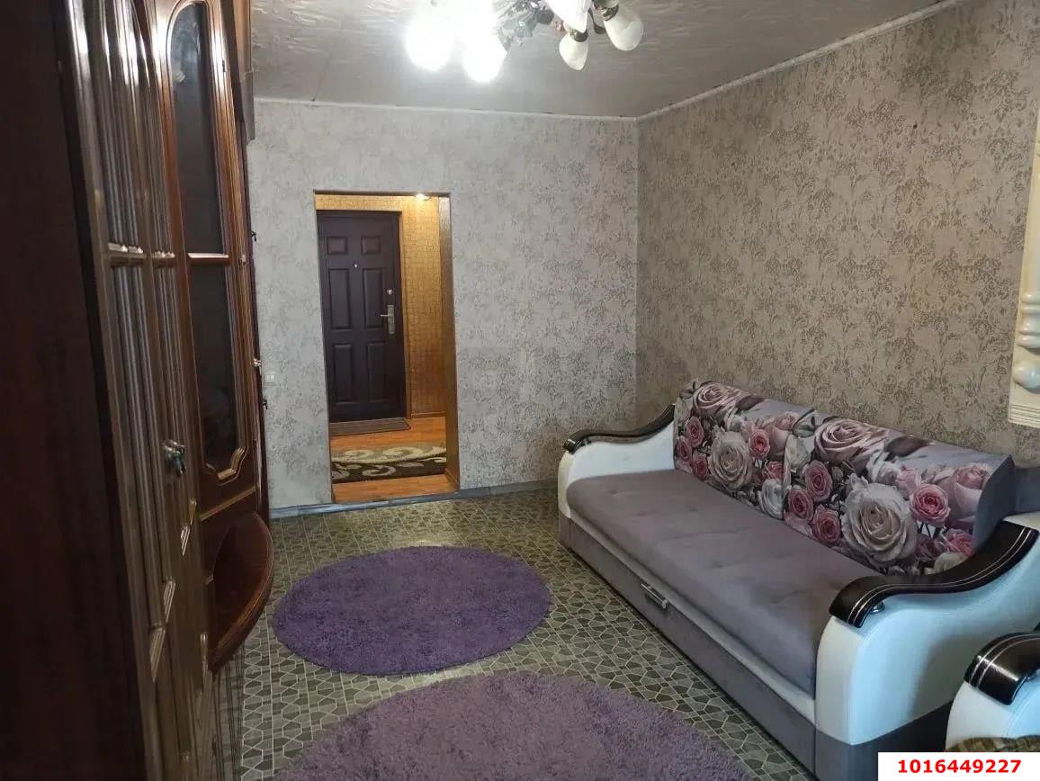 Фото №6: Комната 37&nbsp;м², 8/9&nbsp;эт. - Краснодар, Карасунский внутригородской округ, мкр. Хлопчато-бумажный Комбинат, ул. Уральская, 81/2