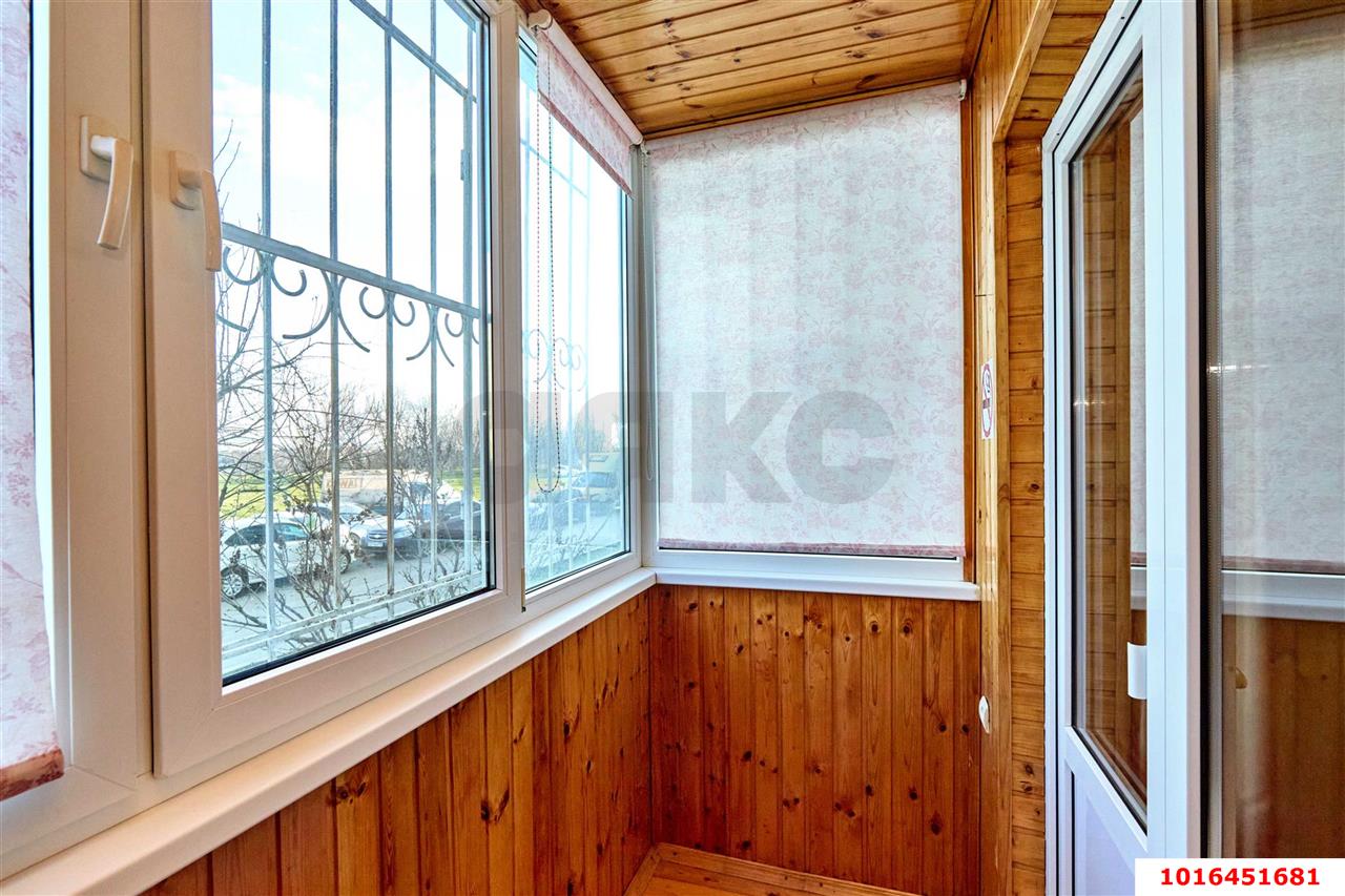 Фото №16: 2-комнатная квартира 52&nbsp;м², 1/12&nbsp;эт. - Краснодар, Западный внутригородской округ, мкр. Юбилейный, ул. Рождественская набережная, 39