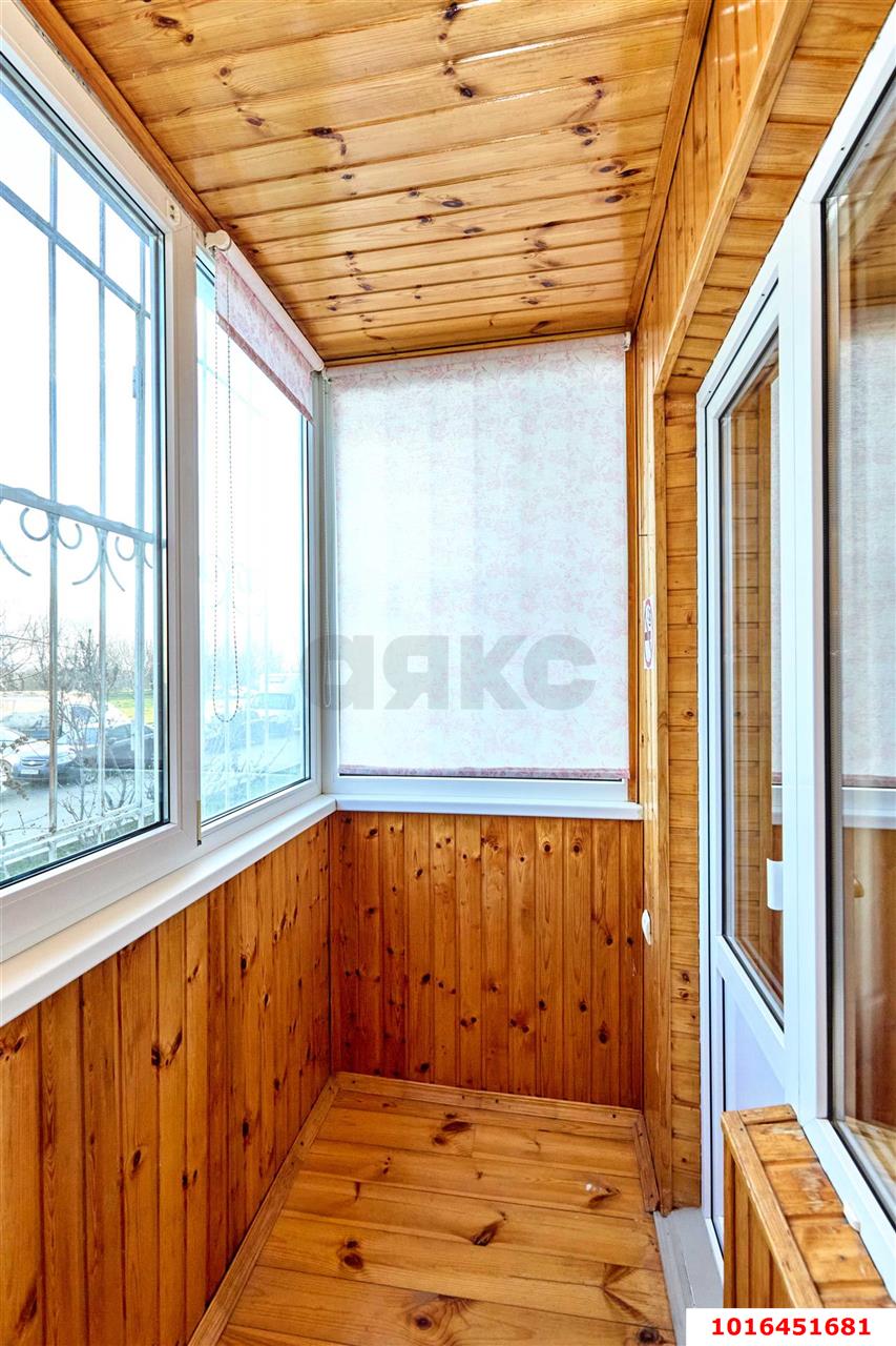 Фото №17: 2-комнатная квартира 52&nbsp;м², 1/12&nbsp;эт. - Краснодар, Западный внутригородской округ, мкр. Юбилейный, ул. Рождественская набережная, 39