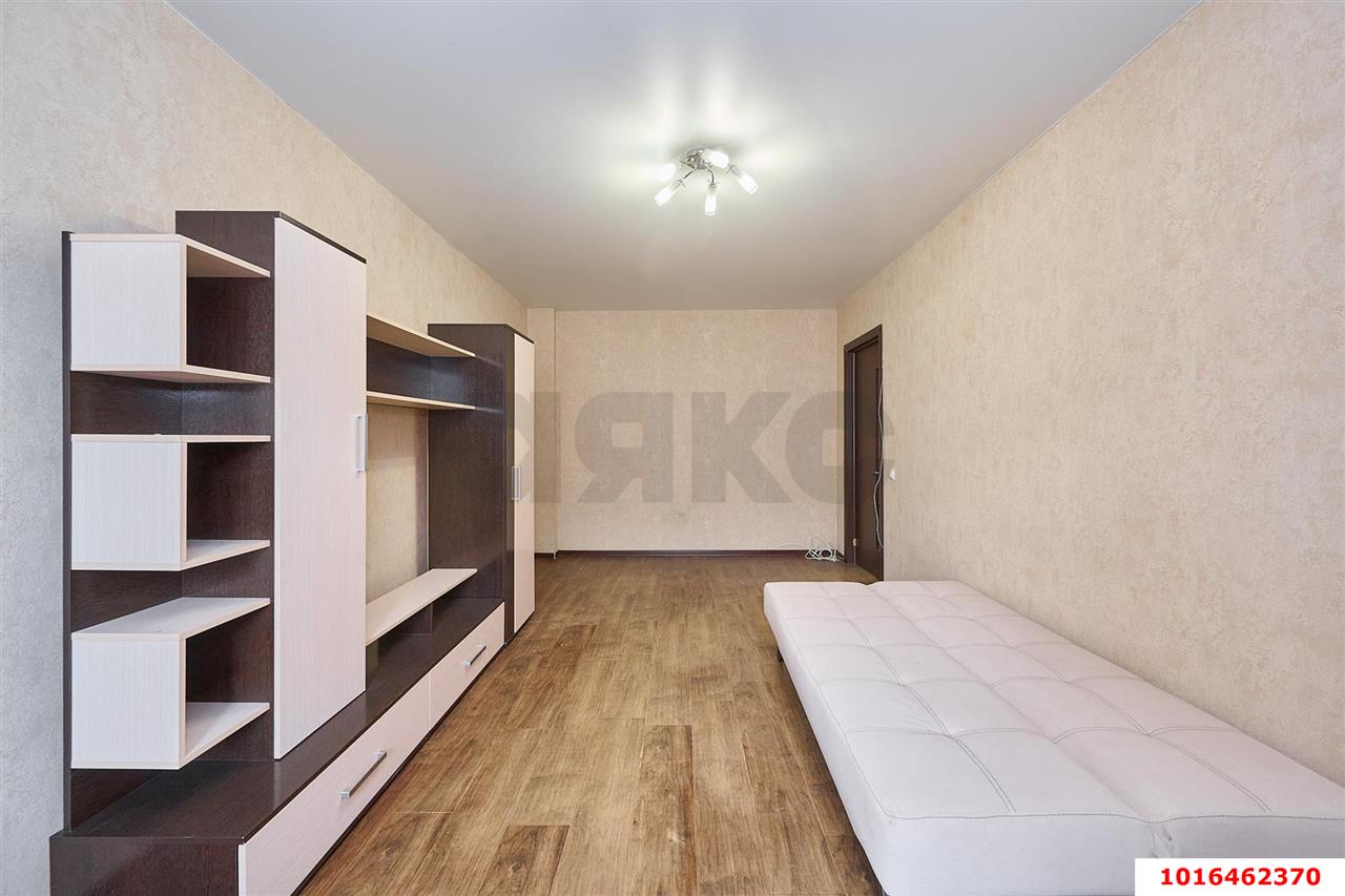 Фото №5: 3-комнатная квартира 75&nbsp;м², 15/17&nbsp;эт. - Краснодар, Прикубанский внутригородской округ, Музыкальный, ЖК Времена Года, мкр. имени Петра Метальникова, ул. Петра Метальникова, 5к1