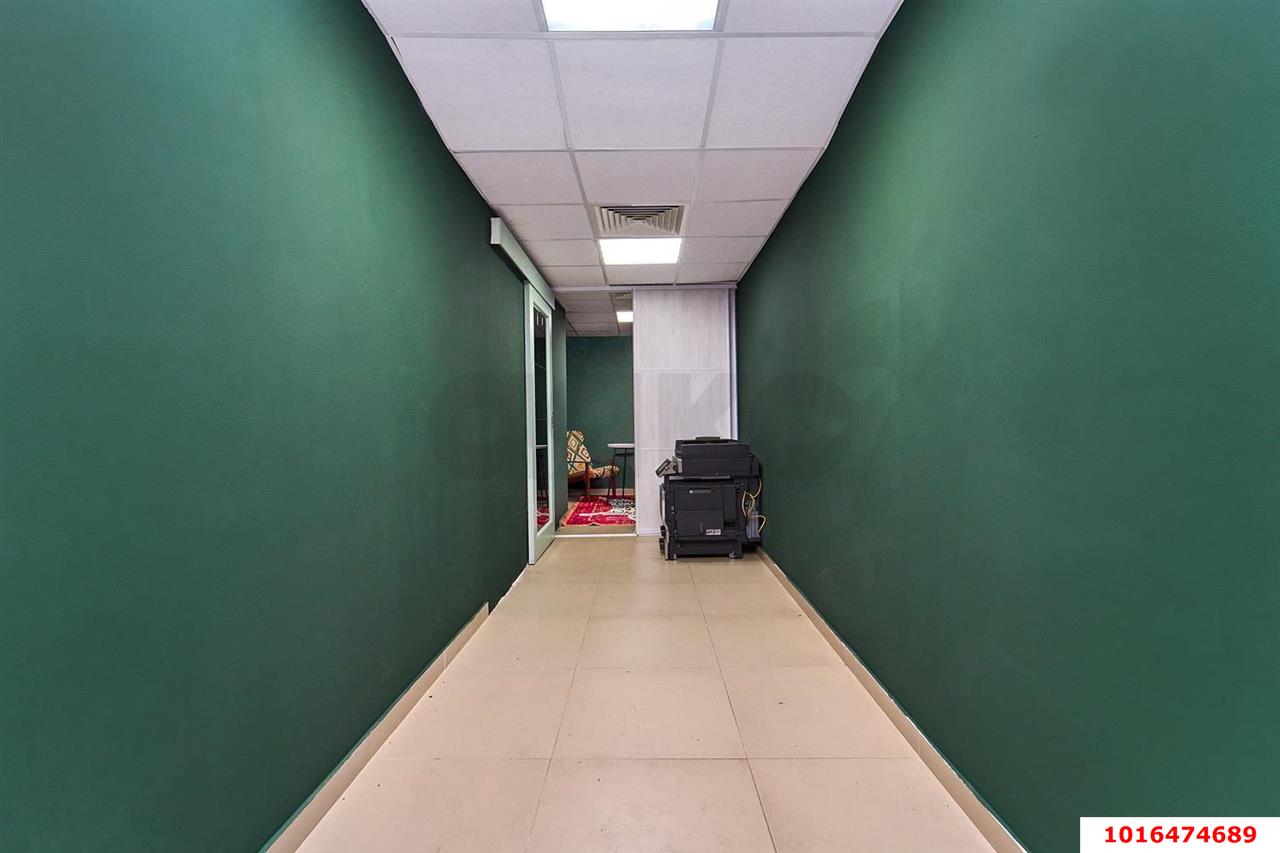 Фото №10: Офисное помещение 33&nbsp;м², 1/16&nbsp;эт. - Краснодар, Прикубанский внутригородской округ, Фестивальный, мкр. Солнечный, ул. Архитектора Ишунина, 6
