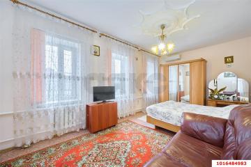 Фото №1: Дом 120&nbsp;м² + 4.14&nbsp;сот., 1&nbsp;эт. - Краснодар, мкр. 9-й километр, ул. Сафонова, 27
