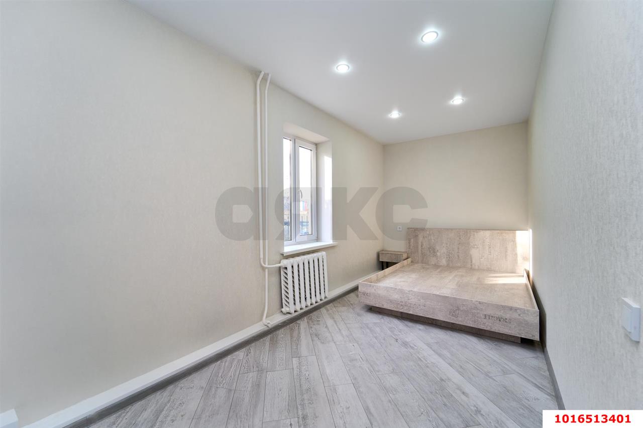 Фото №8: 3-комнатная квартира 57&nbsp;м², 1/2&nbsp;эт. - Краснодар, Прикубанский внутригородской округ, мкр. Фестивальный, ул. Гагарина, 188