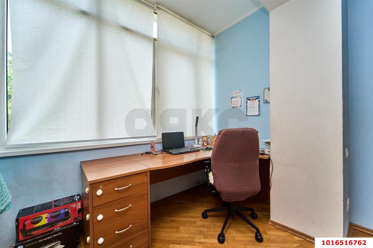 Фото №6: 2-комнатная квартира 74&nbsp;м², 1/8&nbsp;эт. - Краснодар, Прикубанский внутригородской округ, мкр. Восточно-Кругликовский, ул. Черкасская, 63