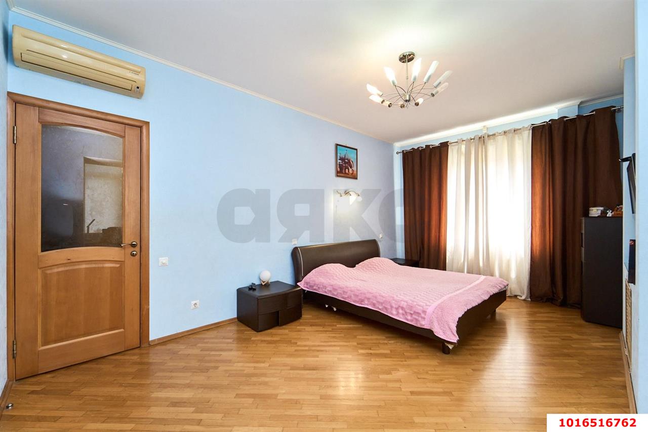 Фото №4: 2-комнатная квартира 74&nbsp;м², 1/8&nbsp;эт. - Краснодар, Прикубанский внутригородской округ, мкр. Восточно-Кругликовский, ул. Черкасская, 63