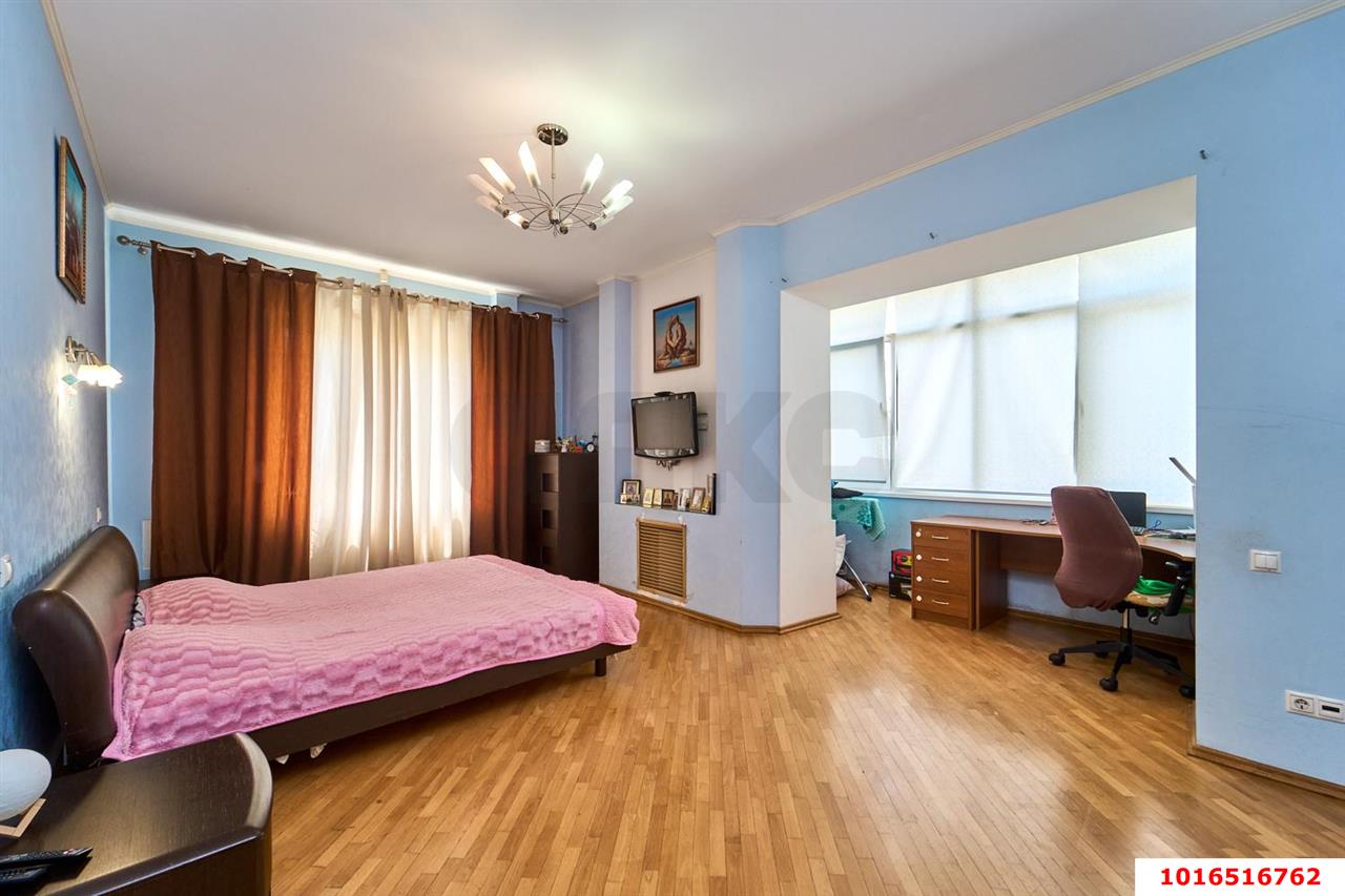 Фото №5: 2-комнатная квартира 74&nbsp;м², 1/8&nbsp;эт. - Краснодар, Прикубанский внутригородской округ, мкр. Восточно-Кругликовский, ул. Черкасская, 63