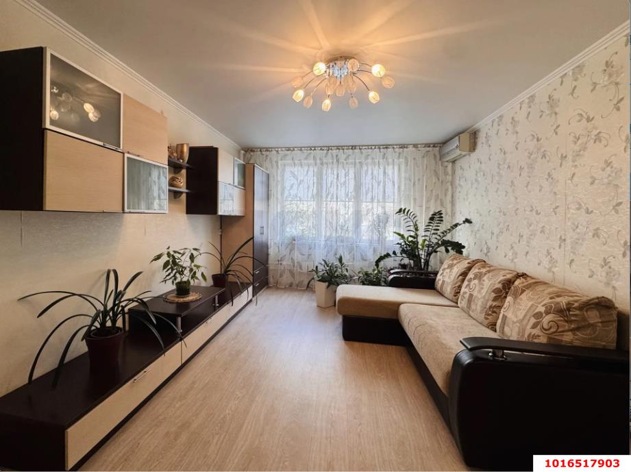 Фото №1: 3-комнатная квартира 100&nbsp;м², 2/16&nbsp;эт. - Краснодар, Прикубанский внутригородской округ, мкр. Новый, ул. 9-я Тихая, 17