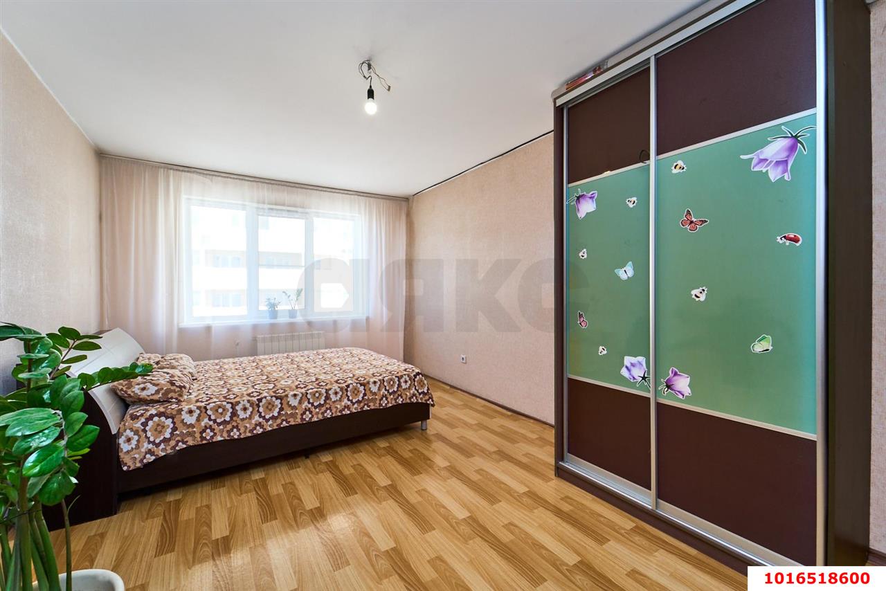Фото №5: 3-комнатная квартира 90&nbsp;м², 10/16&nbsp;эт. - Краснодар, Прикубанский внутригородской округ, мкр. Восточно-Кругликовский, ул. Героев-Разведчиков, 42