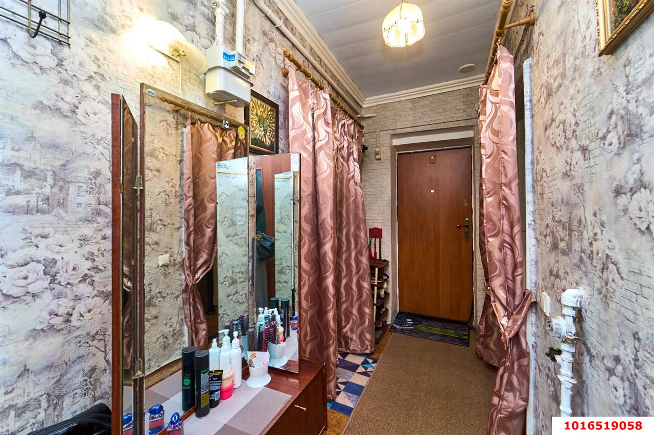 Фото №9: 3-комнатная квартира 55&nbsp;м², 2/2&nbsp;эт. - Краснодар, Прикубанский внутригородской округ, мкр. Горхутор, ул. имени М.Е. Соколова, 88А