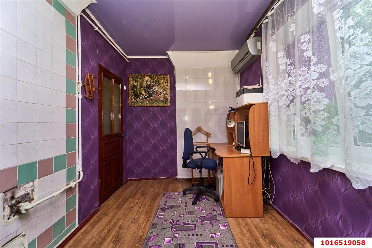 Фото №11: 3-комнатная квартира 55&nbsp;м², 2/2&nbsp;эт. - Краснодар, Прикубанский внутригородской округ, мкр. Горхутор, ул. имени М.Е. Соколова, 88А