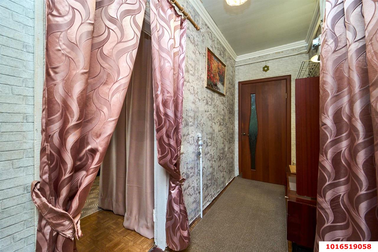 Фото №4: 3-комнатная квартира 55&nbsp;м², 2/2&nbsp;эт. - Краснодар, Прикубанский внутригородской округ, мкр. Горхутор, ул. имени М.Е. Соколова, 88А
