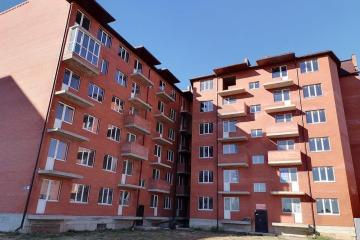 Фото №1: 2-комнатная квартира 64 м², 6/6 эт. - Краснодар, мкр. Прикубанский внутригородской округ, ул. Почтовое отделение 73, 73