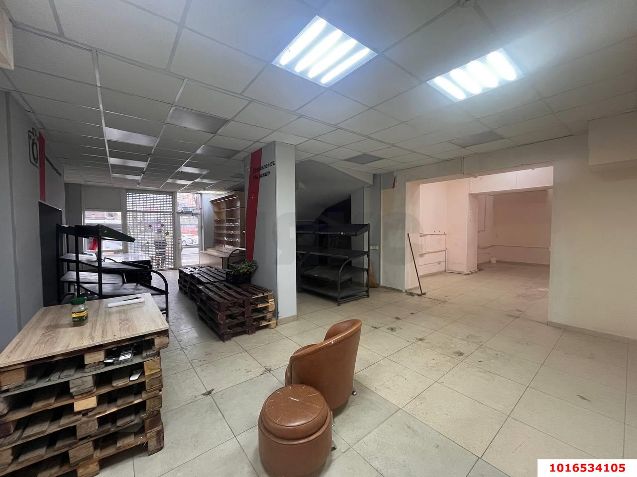 Фото №4: Торговое помещение 162&nbsp;м², 1/2&nbsp;эт. - Краснодар, мкр. Центральный внутригородской округ, ул. имени П.М. Гаврилова, 113