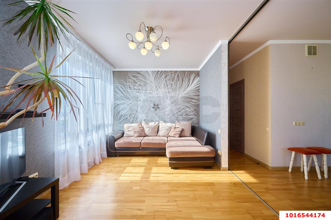 Фото №2: 2-комнатная квартира 50&nbsp;м², 15/16&nbsp;эт. - Краснодар, Карасунский внутригородской округ, жилой комплекс Империал, ж/м Пашковский, ул. Леонида Лаврова, 8к5