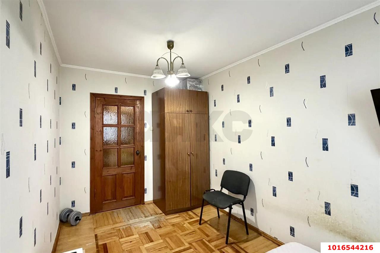 Фото №5: 2-комнатная квартира 44&nbsp;м², 5/5&nbsp;эт. - Краснодар, Прикубанский внутригородской округ, мкр. Фестивальный, ул. Воровского, 223/1