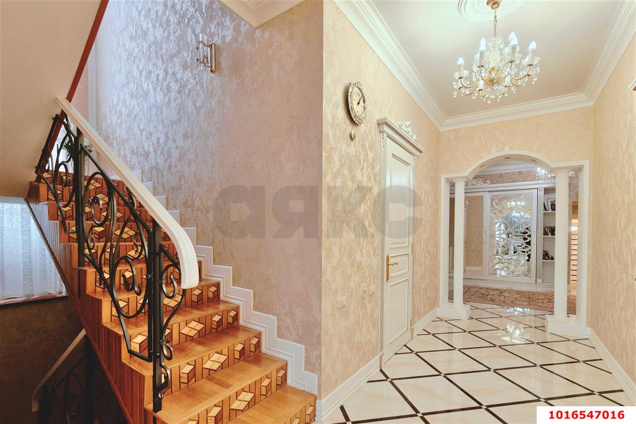 Фото №5: Дом 420&nbsp;м² + 8&nbsp;сот., 2&nbsp;эт. - Краснодар, Карасунский внутригородской округ, ж/м Пашковский, ул. Карасунская, 288