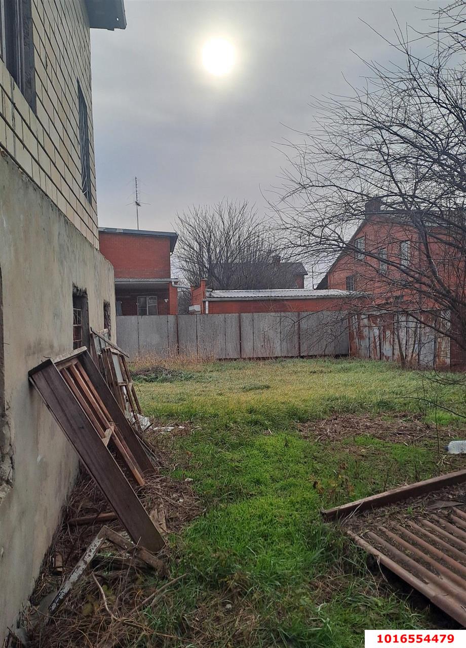 Фото №3: Дом 309&nbsp;м² + 6.71&nbsp;сот., 3&nbsp;эт. - Краснодар, Прикубанский внутригородской округ, Калинино, мкр. Завод Радиоизмерительных Приборов, ул. 1 Мая, 611/3