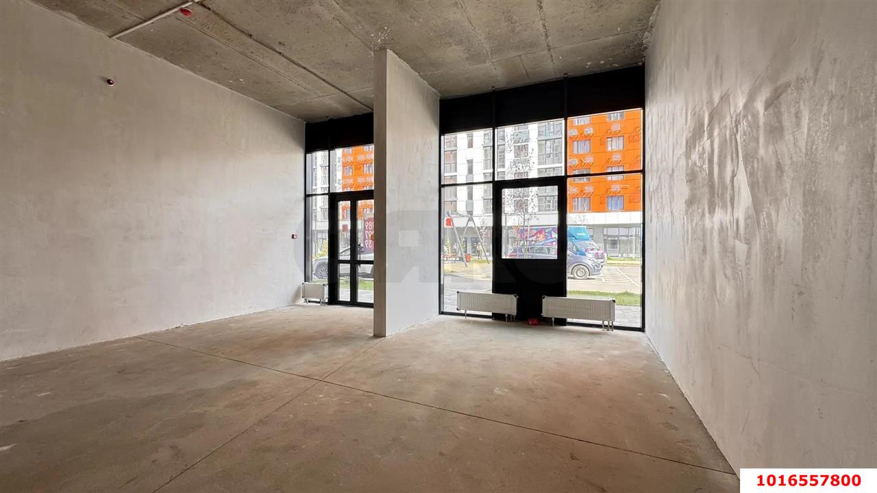 Фото №8: Торговое помещение 48&nbsp;м², 1/9&nbsp;эт. - Краснодар, Прикубанский внутригородской округ, мкр. жилой комплекс Друзья, ул. имени Генерала Брусилова, 28к4