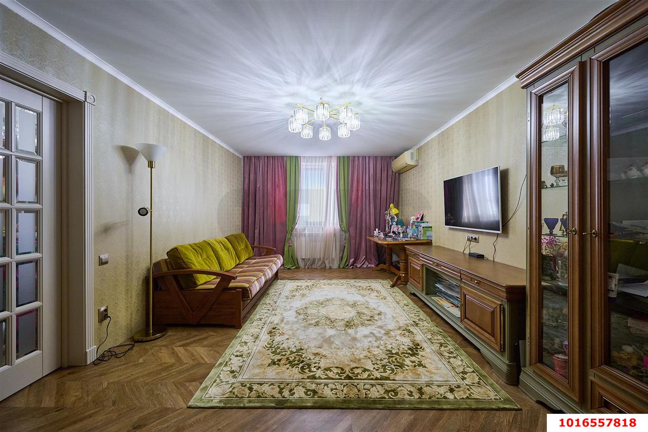 Фото №10: 2-комнатная квартира 58&nbsp;м², 2/11&nbsp;эт. - Краснодар, Западный внутригородской округ, мкр. Центральный, ул. Октябрьская, 44