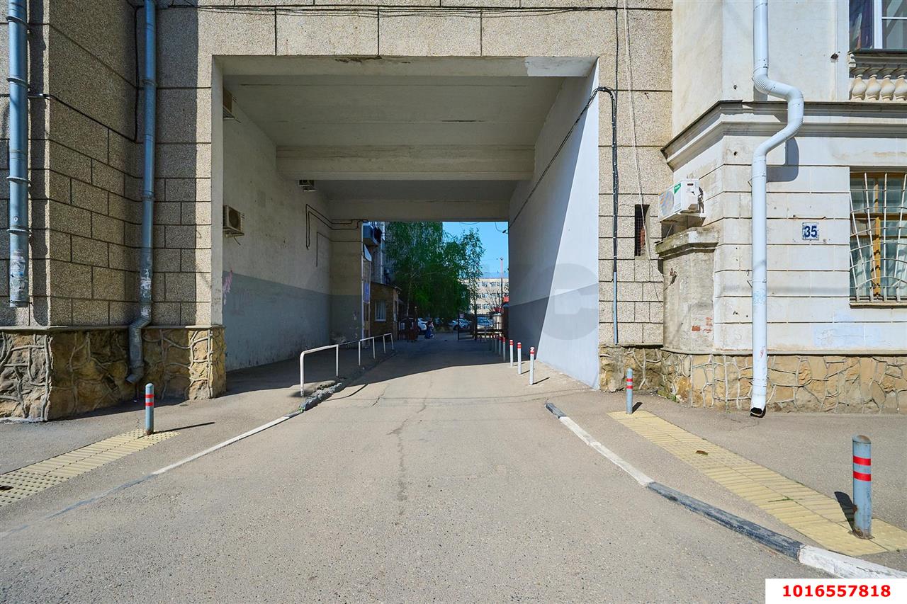 Фото №17: 2-комнатная квартира 58&nbsp;м², 2/11&nbsp;эт. - Краснодар, Западный внутригородской округ, мкр. Центральный, ул. Октябрьская, 44