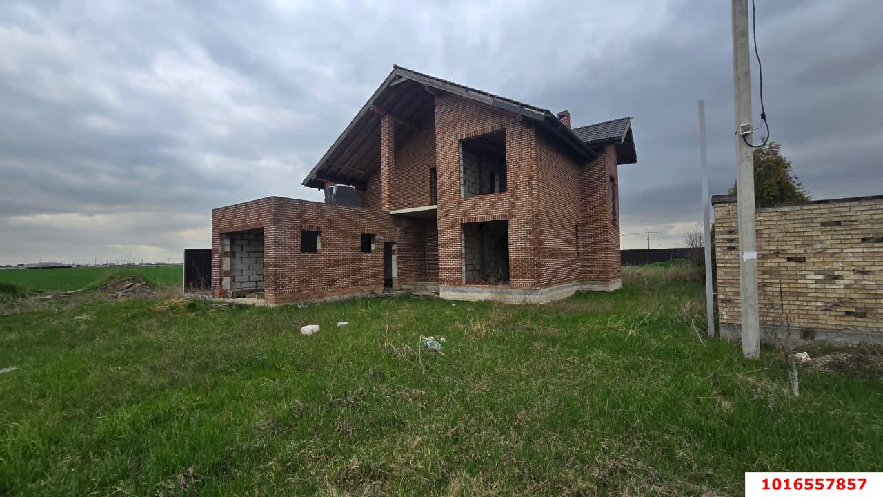 Фото №3: Дом 312&nbsp;м² + 8&nbsp;сот., 2&nbsp;эт. - Ленина, мкр. Карасунский внутригородской округ, ул. Вольная, 114