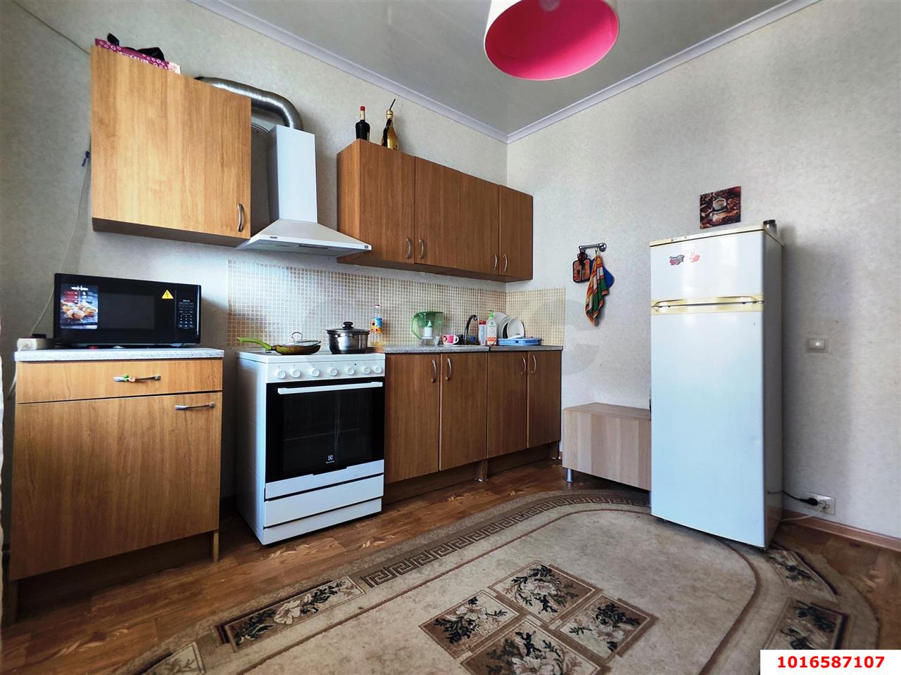 Фото №1: 1-комнатная квартира 45&nbsp;м², 3/6&nbsp;эт. - Краснодар, Прикубанский внутригородской округ, мкр. Сады Калинина, ул. Семёновская, 39