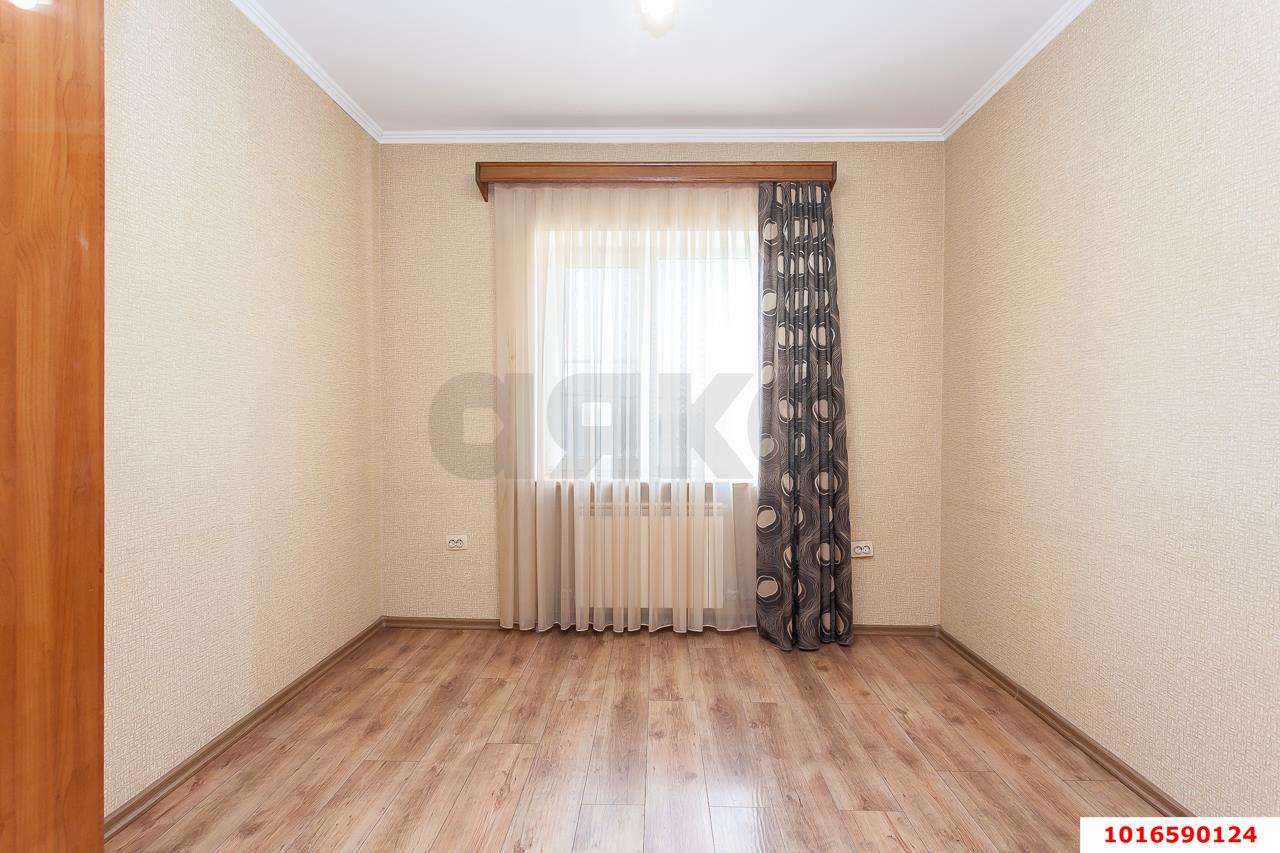 Фото №7: Дом 271&nbsp;м² + 12&nbsp;сот., 2&nbsp;эт. - Знаменский, мкр. Карасунский внутригородской округ