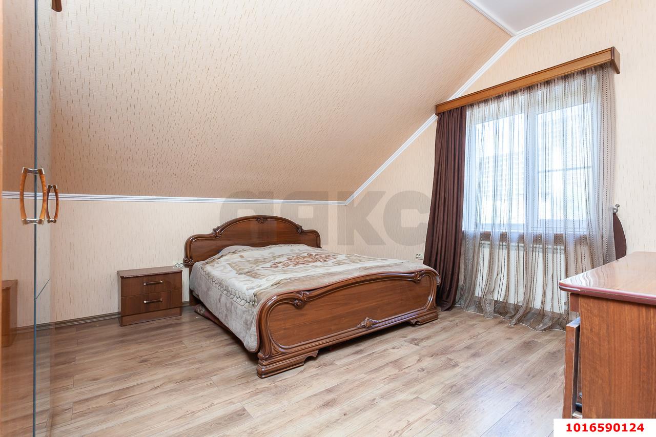 Фото №5: Дом 271&nbsp;м² + 12&nbsp;сот., 2&nbsp;эт. - Знаменский, мкр. Карасунский внутригородской округ
