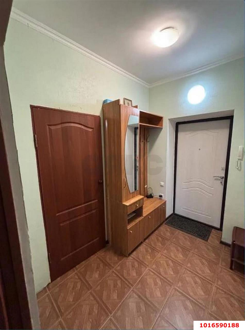Фото №10: 1-комнатная квартира 39&nbsp;м², 8/8&nbsp;эт. - Краснодар, Прикубанский внутригородской округ, Калинино, мкр. Завод Радиоизмерительных Приборов, ул. Сергиевская, 53/1