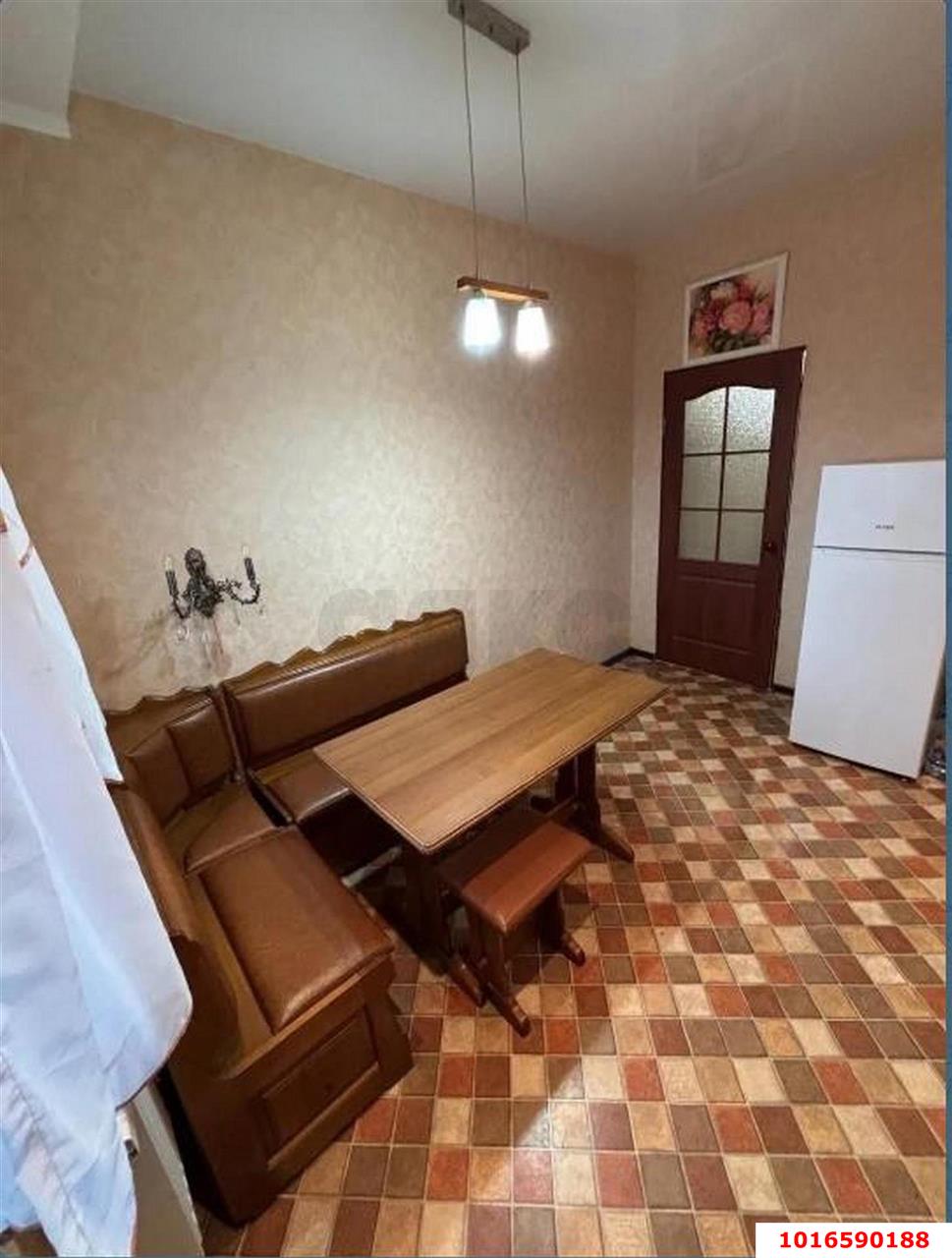 Фото №4: 1-комнатная квартира 39&nbsp;м², 8/8&nbsp;эт. - Краснодар, Прикубанский внутригородской округ, Калинино, мкр. Завод Радиоизмерительных Приборов, ул. Сергиевская, 53/1