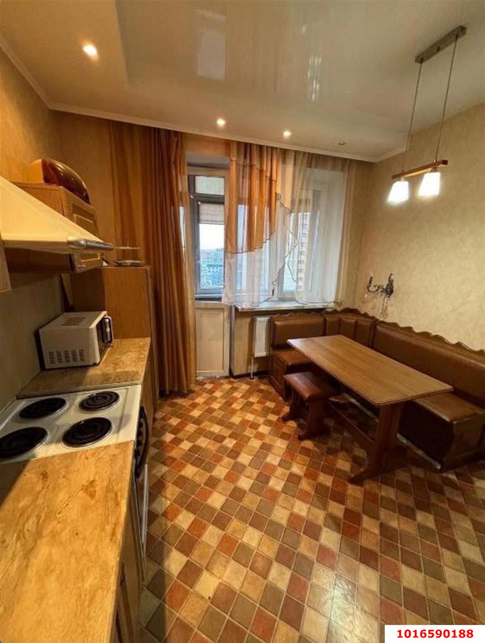 Фото №1: 1-комнатная квартира 39&nbsp;м², 8/8&nbsp;эт. - Краснодар, Прикубанский внутригородской округ, Калинино, мкр. Завод Радиоизмерительных Приборов, ул. Сергиевская, 53/1
