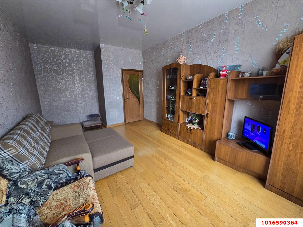 Фото №4: 1-комнатная квартира 51&nbsp;м², 2/16&nbsp;эт. - Краснодар, Западный внутригородской округ, мкр. Юбилейный, ул. 70-летия Октября, 1/1