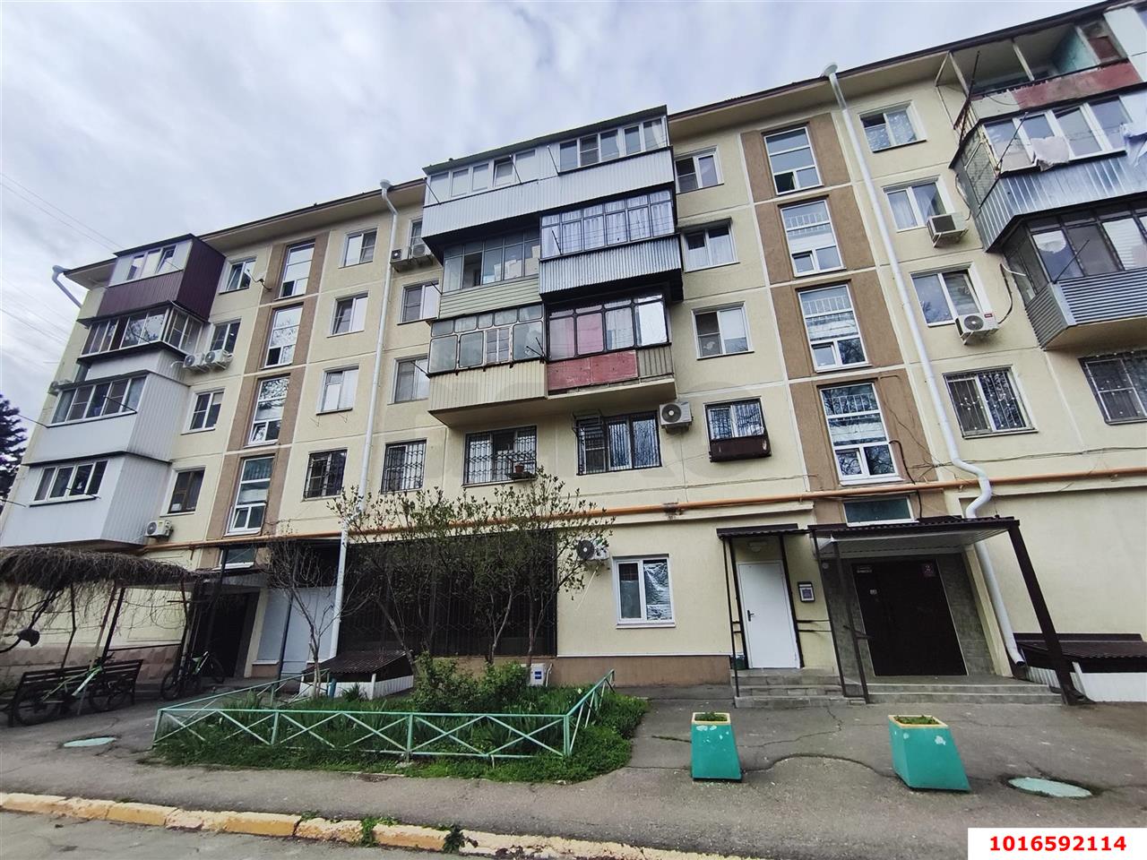 Фото №12: 3-комнатная квартира 62&nbsp;м², 2/5&nbsp;эт. - Краснодар, Карасунский внутригородской округ, мкр. Гидростроителей, ул. Гидростроителей, 12