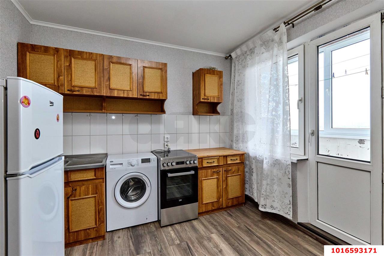 Фото №5: 2-комнатная квартира 65&nbsp;м², 11/14&nbsp;эт. - Краснодар, Прикубанский внутригородской округ, мкр. Микрохирургии глаза, ул. Красных Партизан, 4/4